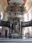 Altar und Orgel