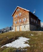 Neue Reichenberger Hütte (2586m)