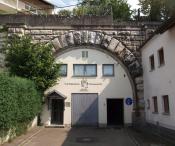 kurioses Westportal des Eisenbahntunnels (2012)