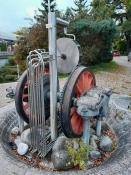 Das derzeit trockene Wasserspiel/Kunst