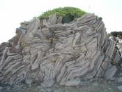 Extreme Faltung von Sedimentschichten