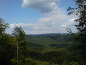 Ausblick in der Nähe der Holzhütte