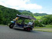 So steil! Aber kein Hindernis für ein TukTuk!