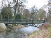 Brücke im Greiffenhorstpark