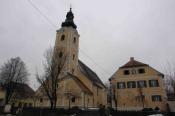 Waltersdorfer Kirche und Pfarrhaus