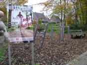 Beispiel zu 1: Schild mit Gerätepark und Landschildkroete