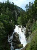 Großer Wasserfall zwischen Ende Mai bis ca. Ende Juli