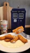 Tardis und Fischstäbchen mit Vanillesoße :)