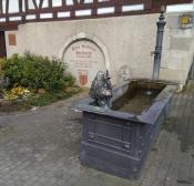 Brunnen am alten Rathaus in Berkheim