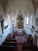 Blick ins Kircheninnere