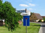 Straßenschild in Großweismannsdorf