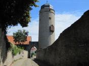 Sacktor mit Turm align=